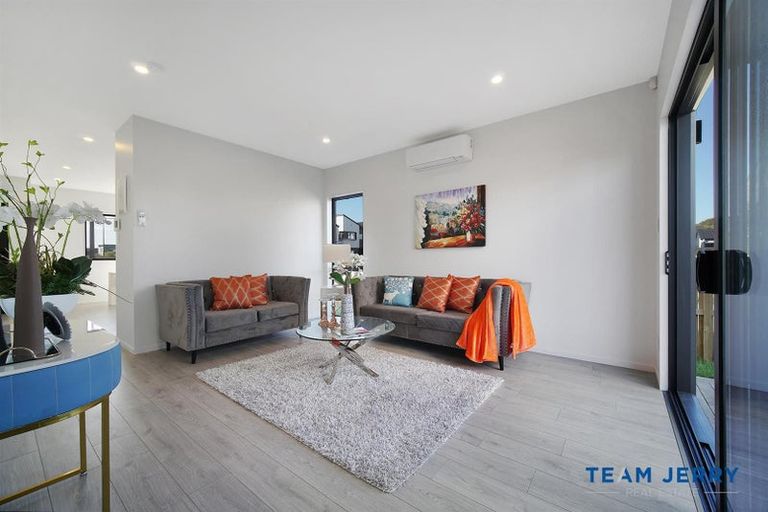 Photo of property in 51 Kairakau Street, Papakura, 2110