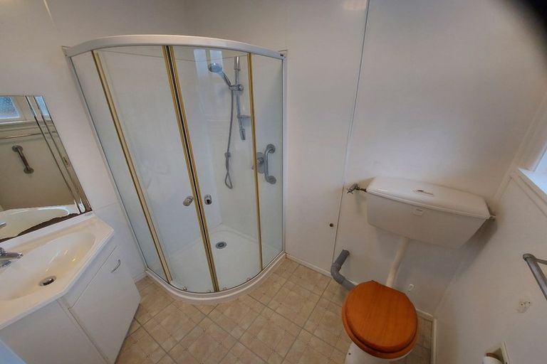 Photo of property in 2/16a Liverpool Street, Trentham, Upper Hutt, 5018