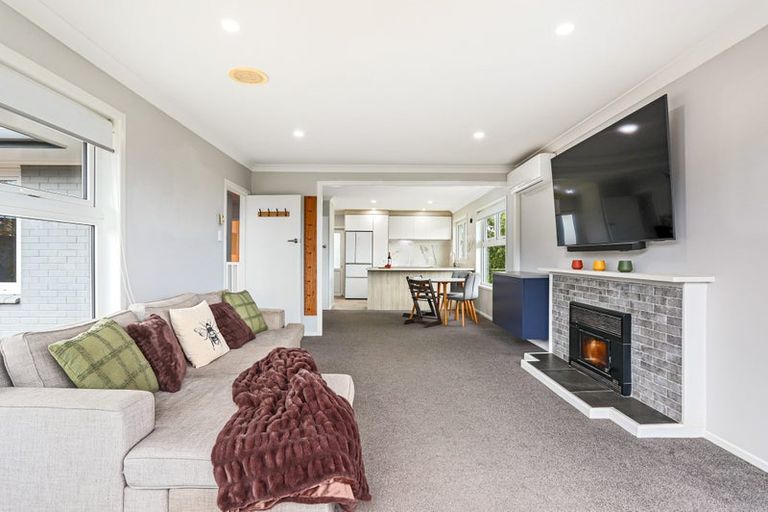 Photo of property in 43 Mcclintock Road, Massey, Auckland, 0614