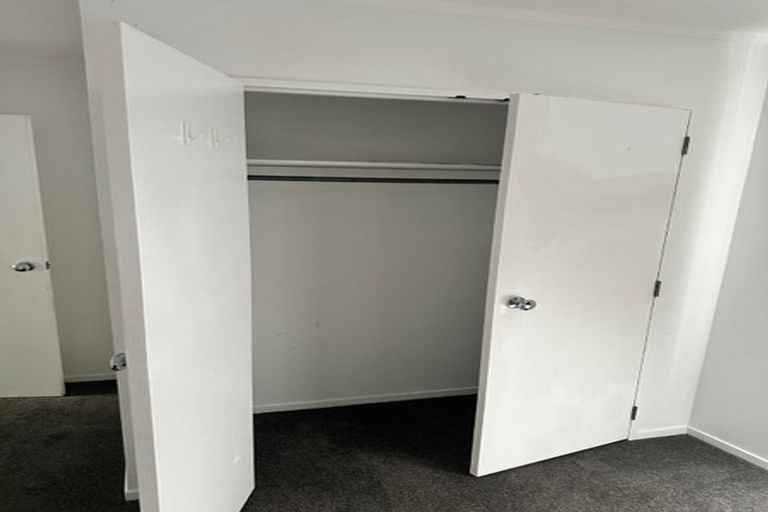 Photo of property in 24 Garton Drive, Massey, Auckland, 0614