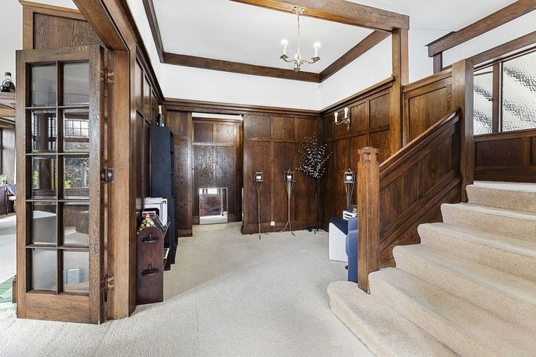 Photo of property in 19 Central Terrace, Kelburn, Wellington, 6012