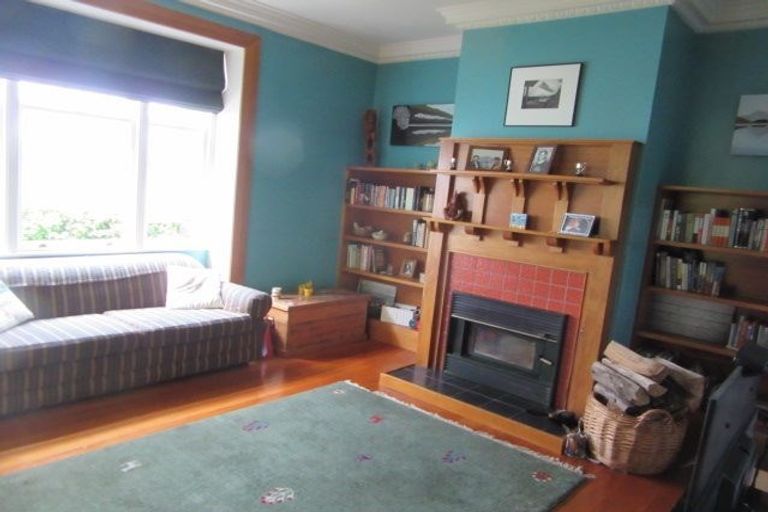Photo of property in 48 Ferry Street, Seatoun, Wellington, 6022