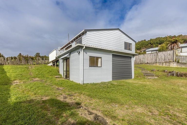 Photo of property in 4 Te Pohue Street, Omori, Turangi, 3381