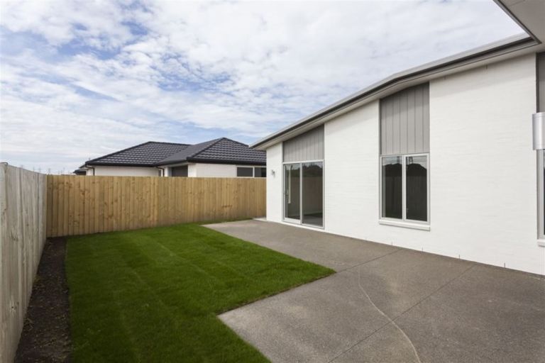 Photo of property in 57 Rannoch Drive, Broomfield, Christchurch, 8042