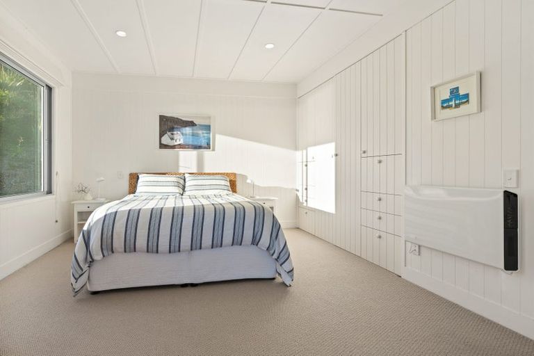 Photo of property in 350 Mcauslin Road, Whananaki, Hikurangi, 0181