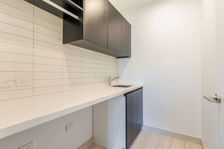 Photo of property in Eaves Bush Parade, Orewa, 0931