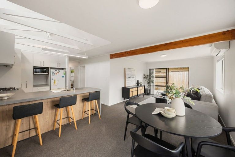 Photo of property in 1/1 Saint Olpherts Avenue, Hamilton East, Hamilton, 3216