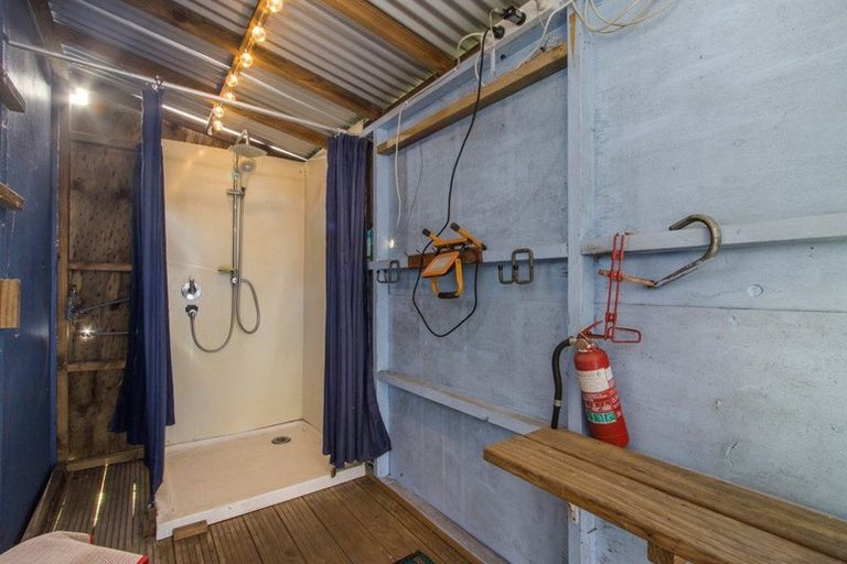 Photo of property in 54 Athenree Road, Athenree, Katikati, 3177