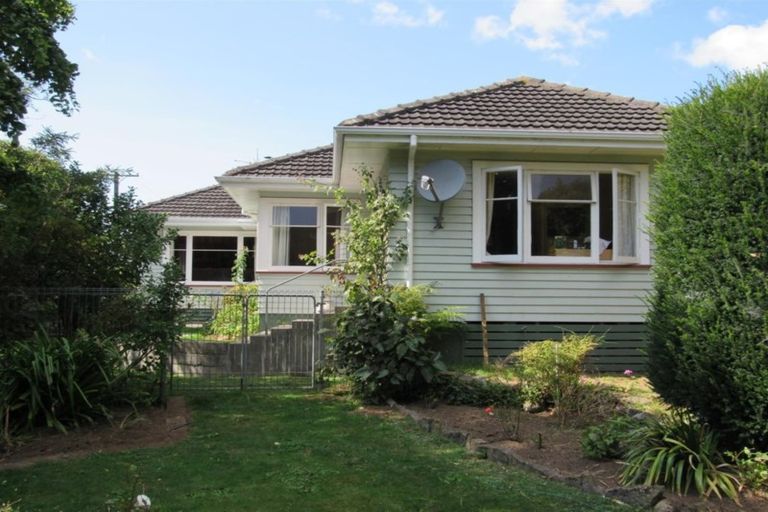 Photo of property in 6 Puriri Street, Hawera, 4610