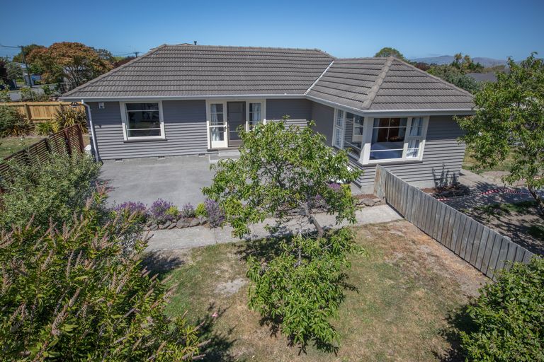 Photo of property in 8 Reginald Street, Burwood, Christchurch, 8083