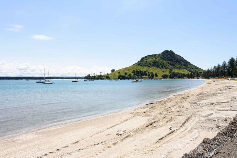 Photo of property in Salisbury Crown, 10/7 Salisbury Avenue, Mount Maunganui, 3116