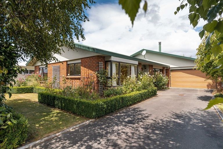 Photo of property in 35 Reading Street, Greytown, 5712