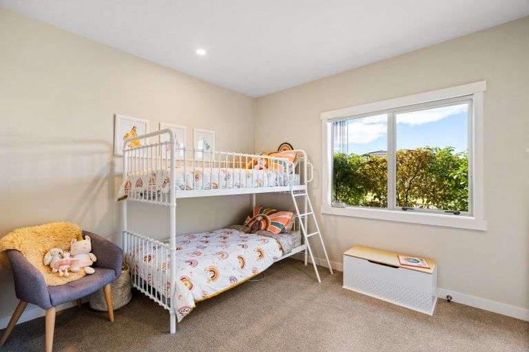 Photo of property in 34 Waimakariri Drive, Te Awa, Napier, 4110