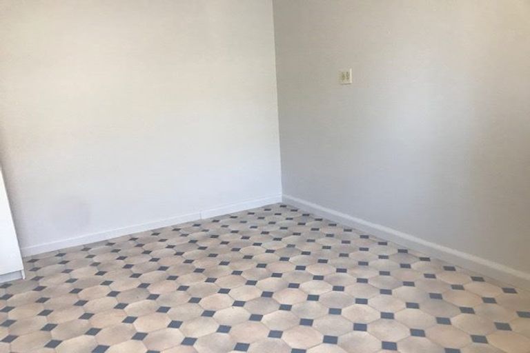 Photo of property in 61 Acacia Avenue, Upper Riccarton, Christchurch, 8041