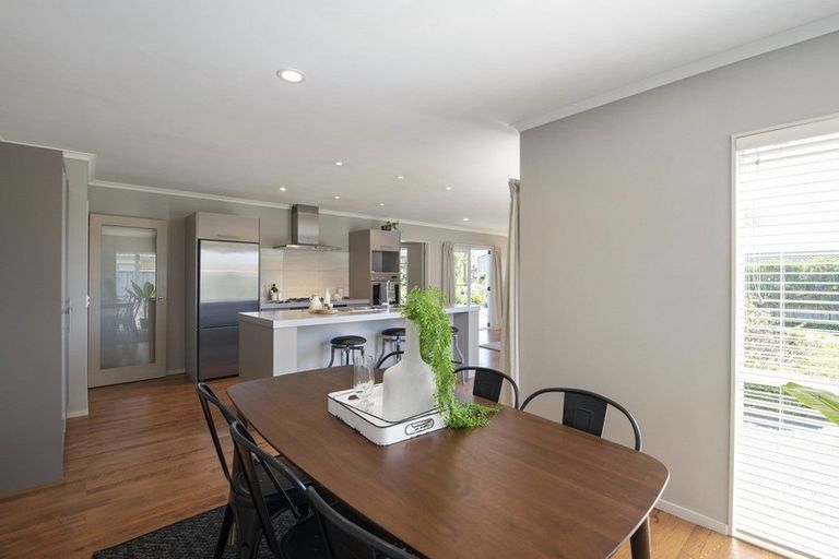 Photo of property in 55 Regent Drive, Paraparaumu Beach, Paraparaumu, 5032