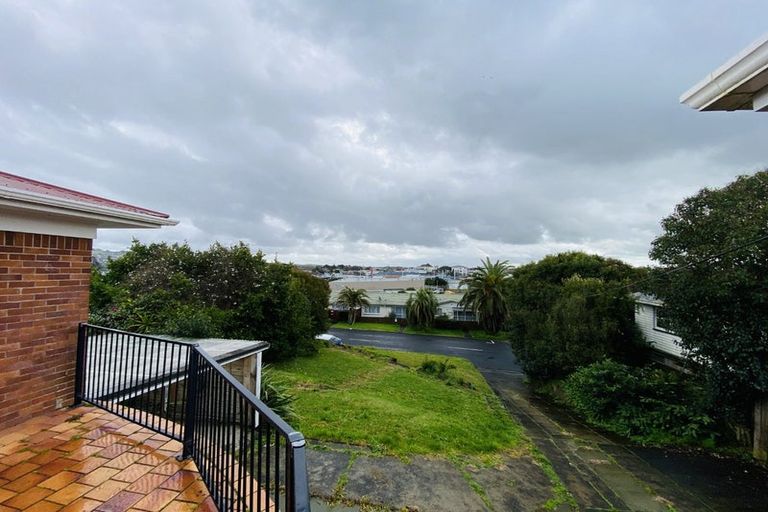 Photo of property in 16 Station Road, Pukekohe, 2120