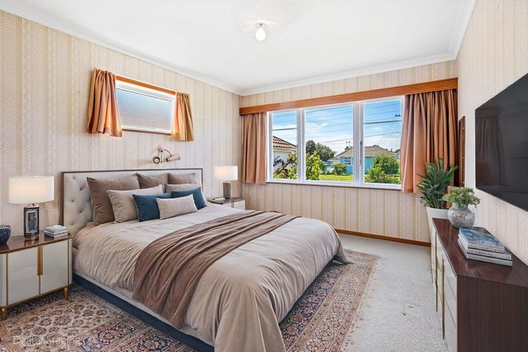 Photo of property in 14 Middlesex Street, Levin, 5510