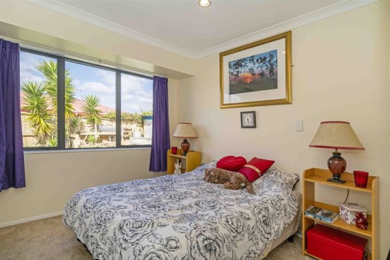 Photo of property in 4 Oribi Place, Whitianga, 3510