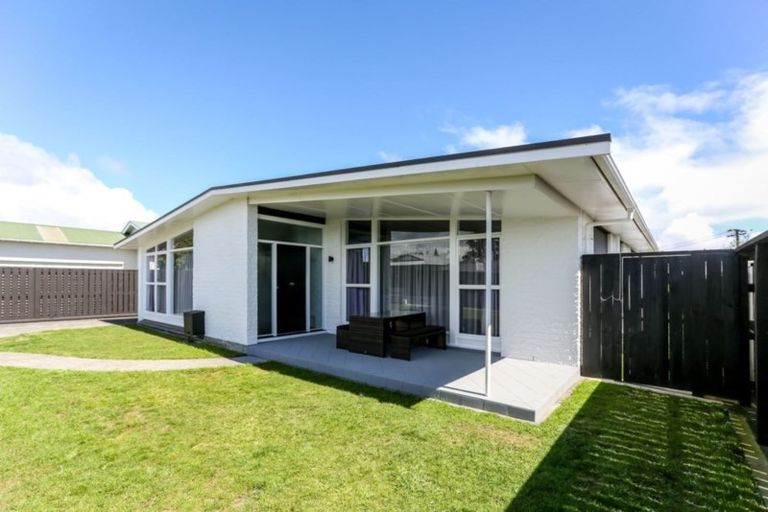 Photo of property in 24 Tukapa Street, Westown, New Plymouth, 4310
