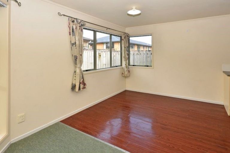 Photo of property in 12 Josie Lane, Manurewa, Auckland, 2102