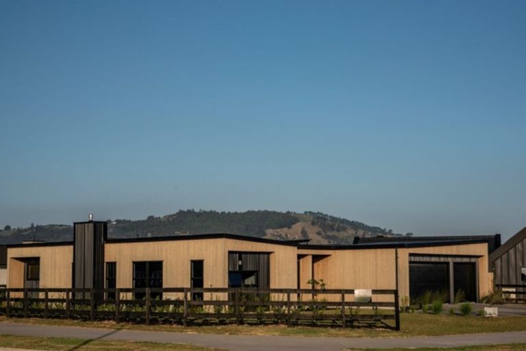 Photo of property in 18 Kaniera Terrace, Cambridge, 3434