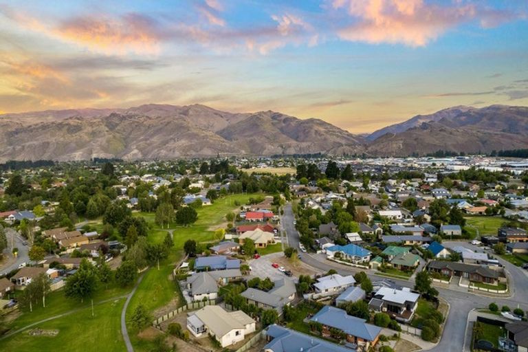 Photo of property in 51 Wishart Crescent, Cromwell, 9310