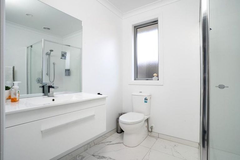 Photo of property in 4 Waikuku Beach Road, Waikuku Beach, 7473