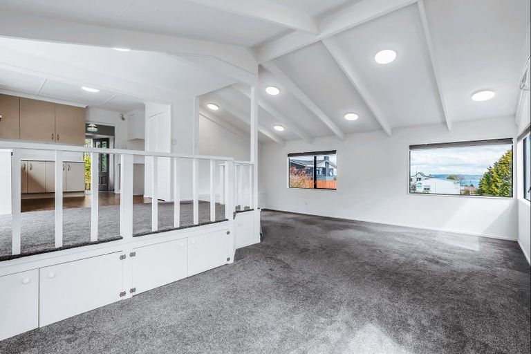 Photo of property in 8 Rokino Road, Taupo, 3330