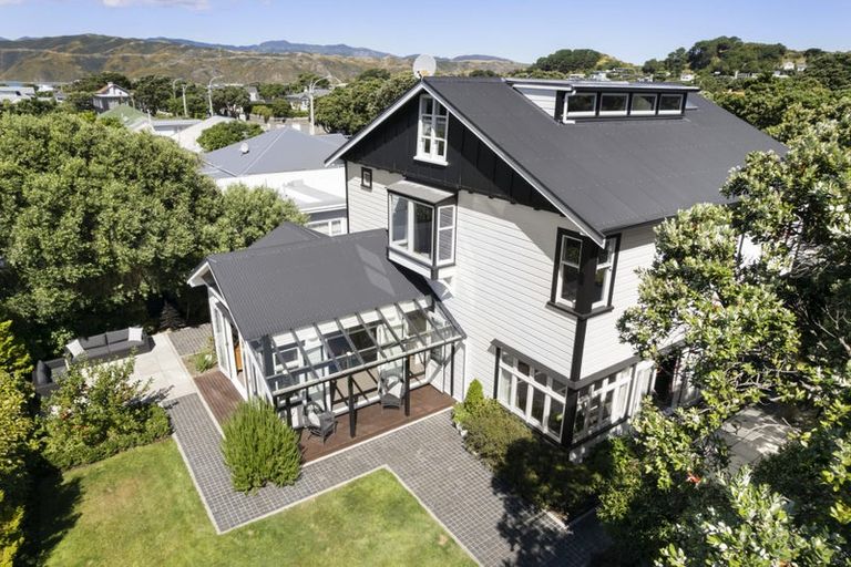 Photo of property in 47 Dundas Street, Seatoun, Wellington, 6022