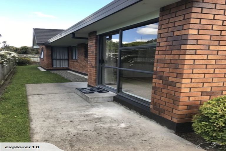 Photo of property in 12 Scandia Court, Hokowhitu, Palmerston North, 4410