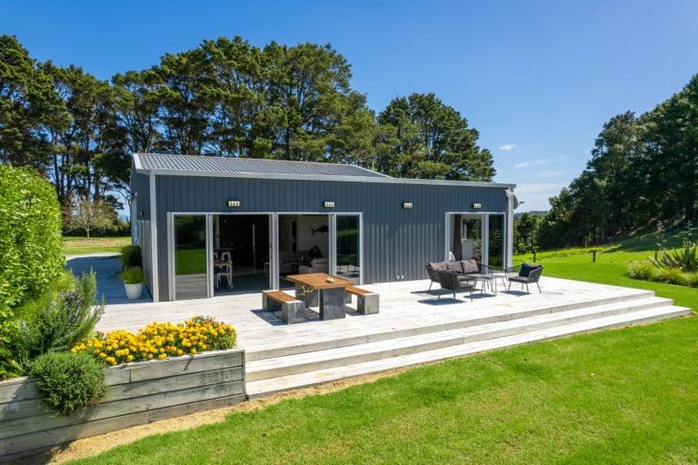 Photo of property in 373 Gumtown Road, Te Kamo, Kamo, 0185