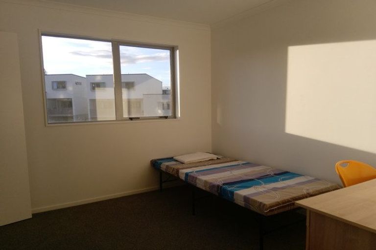 Photo of property in 17 Ngae Place, Mangere East, Auckland, 2024