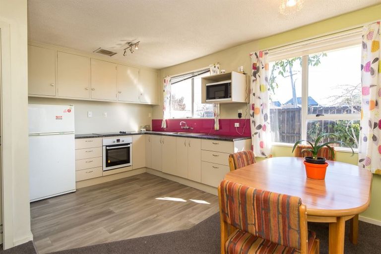 Photo of property in 1 Solway Avenue, Ilam, Christchurch, 8041