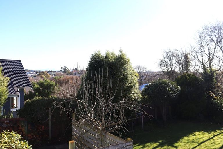 Photo of property in 50 Tamar Street, South Hill, Oamaru, 9400