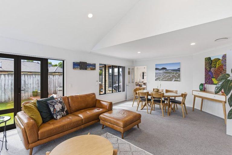 Photo of property in 90 Regent Drive, Paraparaumu Beach, Paraparaumu, 5032