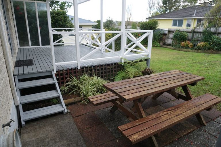 Photo of property in 2/39 Union Road, Howick, Auckland, 2014