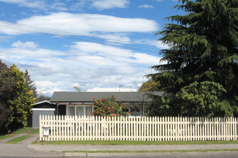 Photo of property in 7 Wheretia Street, Taupo, 3330