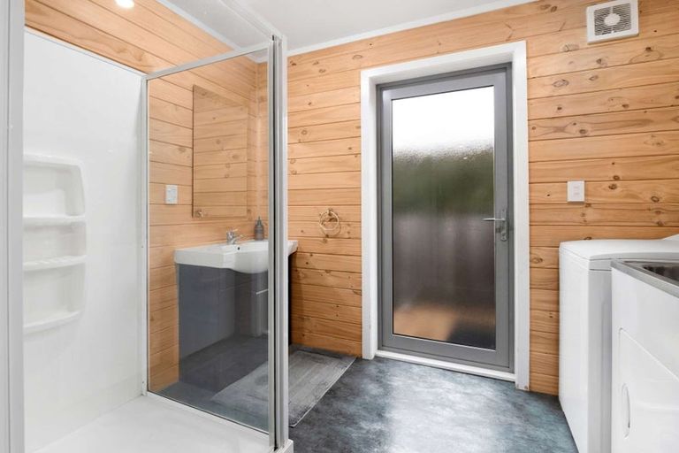 Photo of property in 5 Ryton Place, Lake Coleridge, 7572