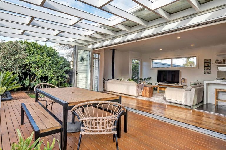 Photo of property in 31 Newton Street, Fitzroy, New Plymouth, 4312