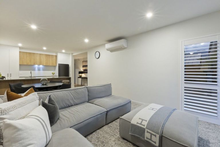 Photo of property in 29 Mulholland Drive, Jacks Point, 9371