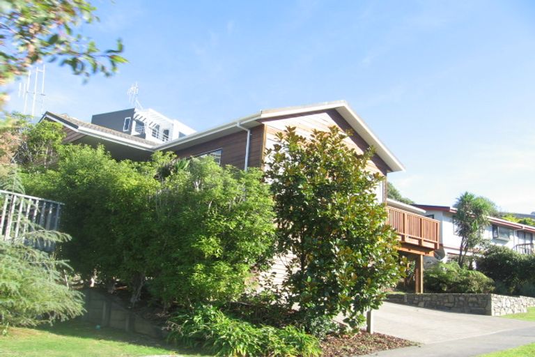 Photo of property in 6 Shackle Lane, Whitby, Porirua, 5024