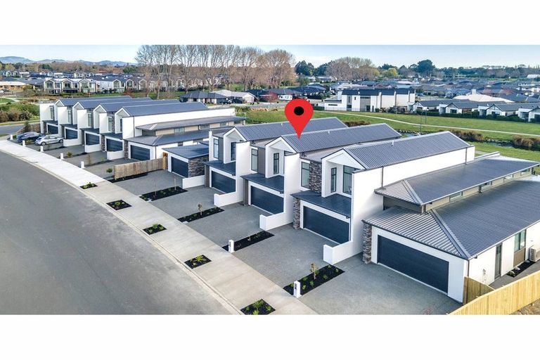 Photo of property in 15 Streamside Terrace, Kaiapoi, 7630