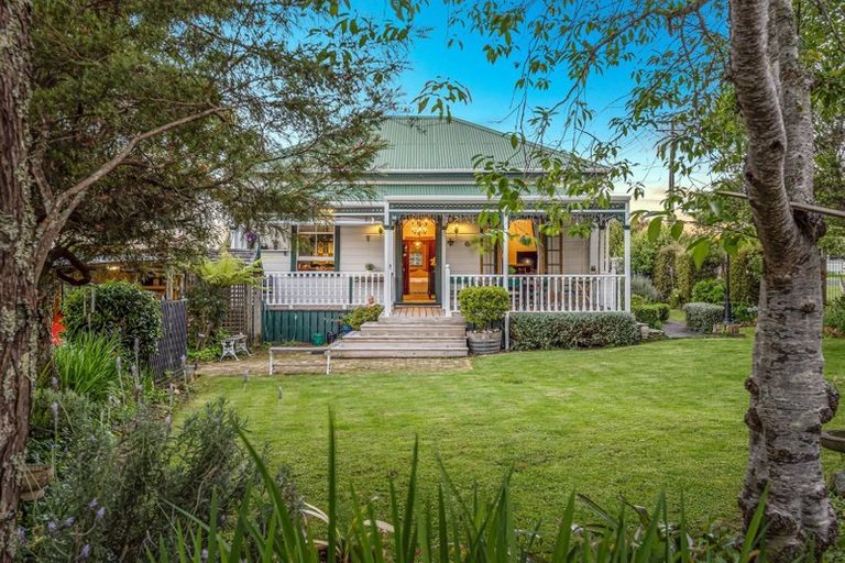 Photo of property in 8 South Avenue, Kaukapakapa, 0871
