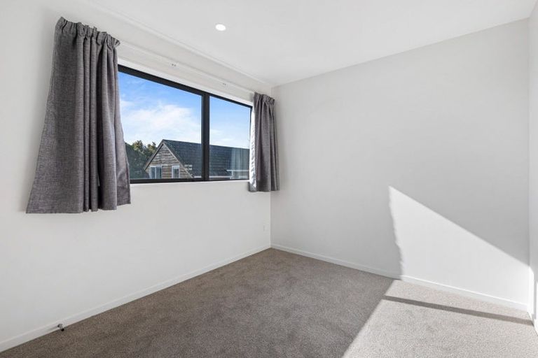 Photo of property in 11/116 Colwill Road, Massey, Auckland, 0614