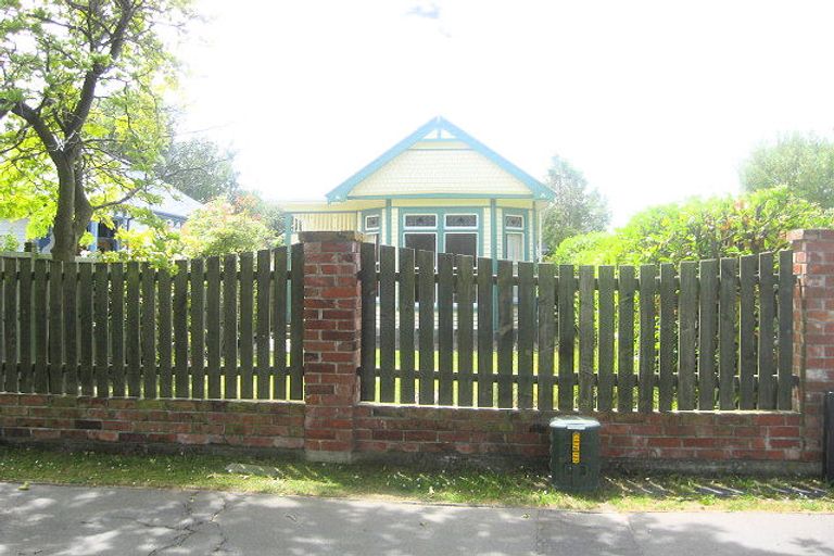 Photo of property in 125 Fisher Avenue, Beckenham, Christchurch, 8023