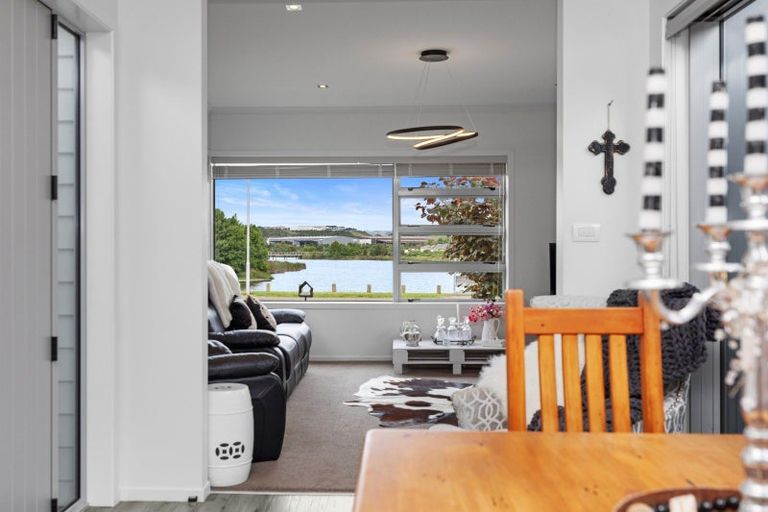 Photo of property in 21 Lakeview Quay, Pyes Pa, Tauranga, 3112