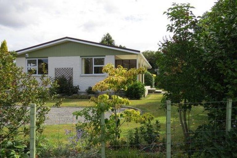 Photo of property in 22 Jellicoe Street, Greytown, 5712
