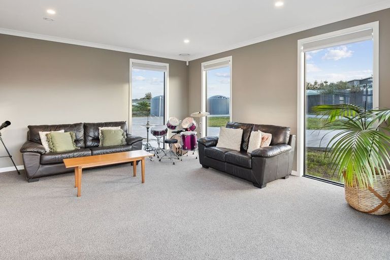 Photo of property in 24c Gawler Street, Te Horo Beach, Otaki, 5581
