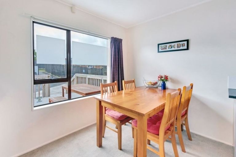 Photo of property in 37b Orion Street, Papakura, 2110