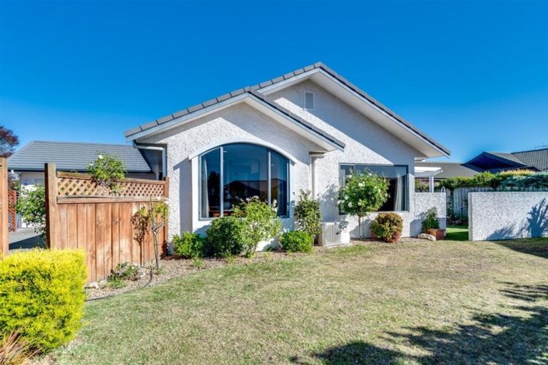 Photo of property in 9 Belgrave Place, Taradale, Napier, 4112